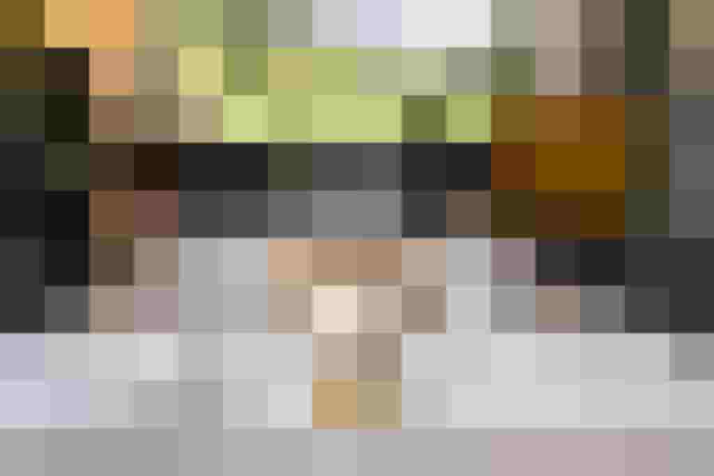 Cozy breakfast table at Hotel Lärchenhof with organic specialties and mountain views.